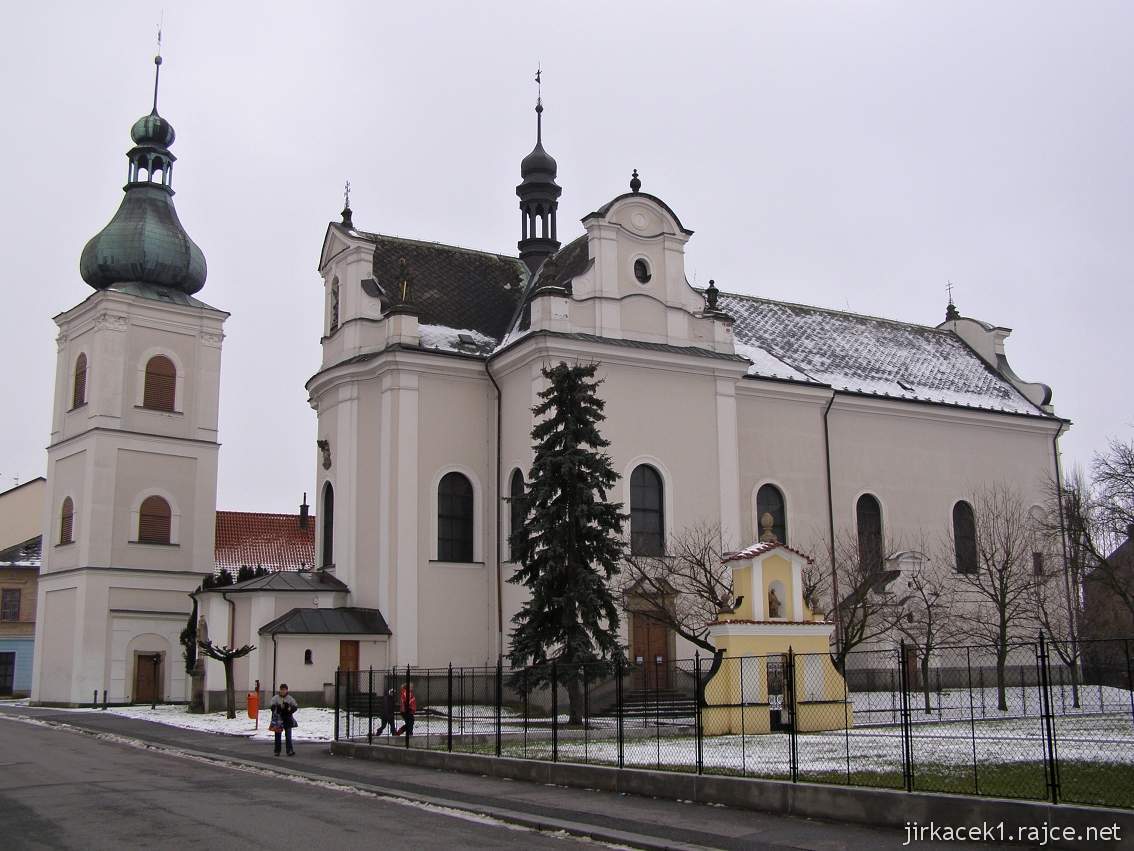 Choceň - Kostel sv. Františka Serafínského - celkový pohled