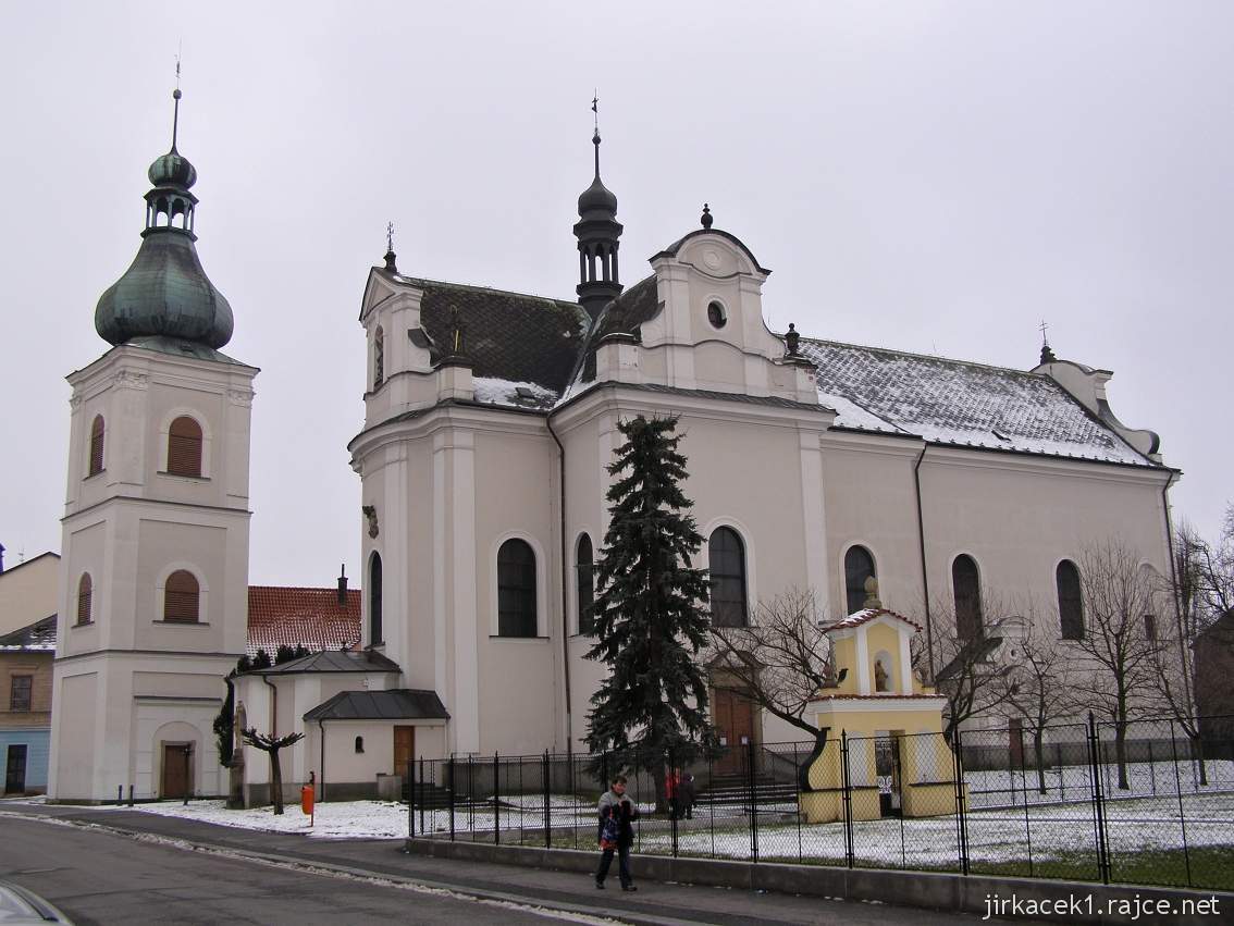 Choceň - Kostel sv. Františka Serafínského a zvonice