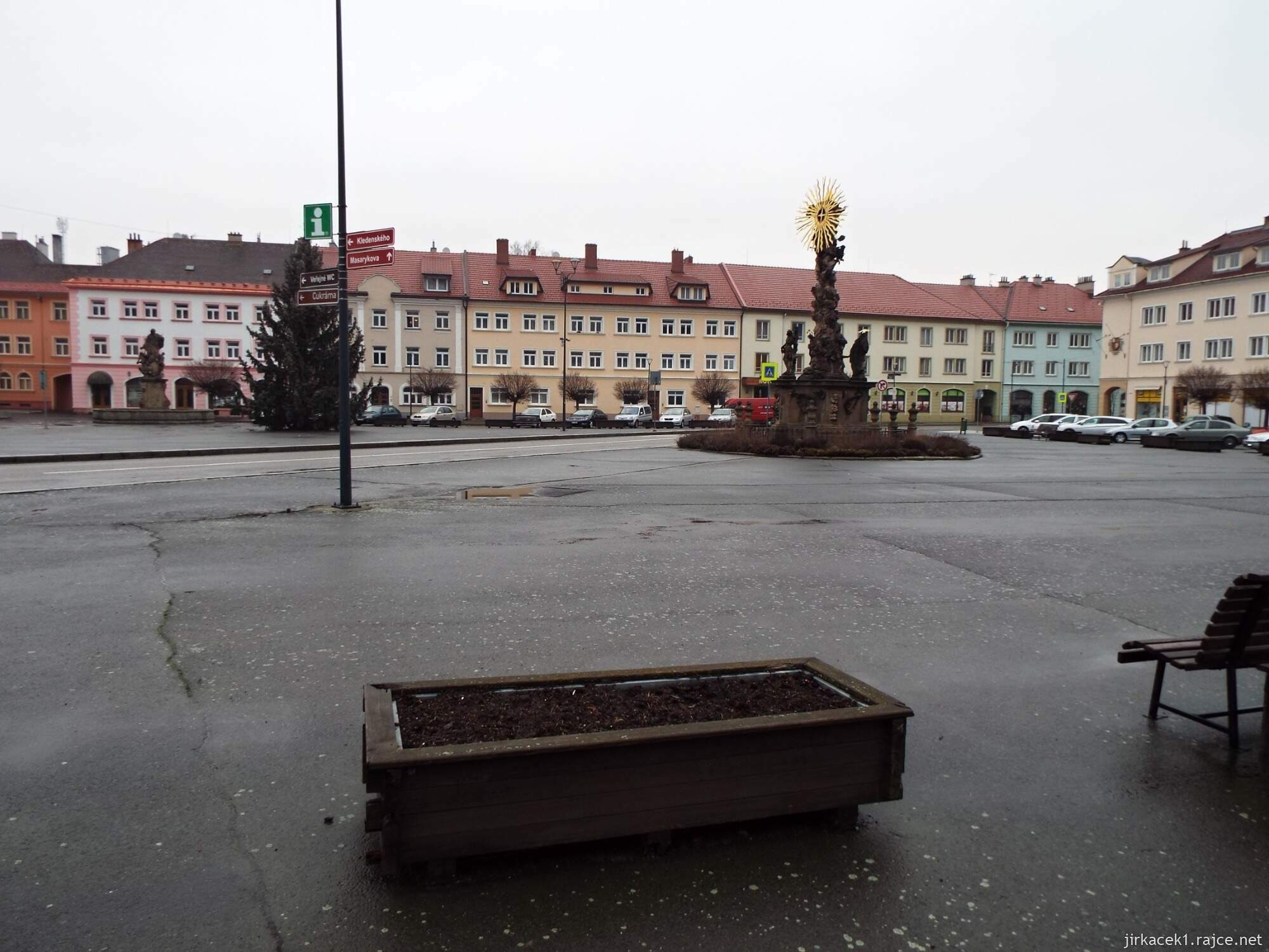 G - Fulnek - Komenského náměstí 01 - celkový pohled