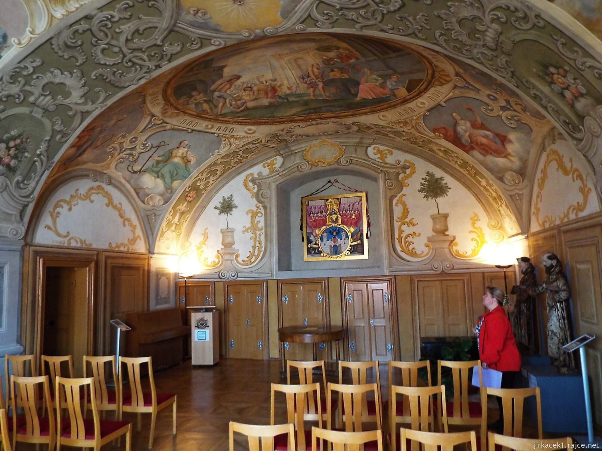 G - Pelhřimov - zámek a muzeum 23 - freskový sál