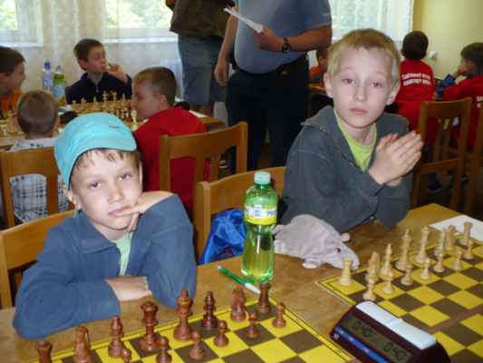 Šachové Zaječice (Seč, 31. 5. - 1. 6. 2014) - Vojta s Ondrou sbírali hlavně zkušenosti.