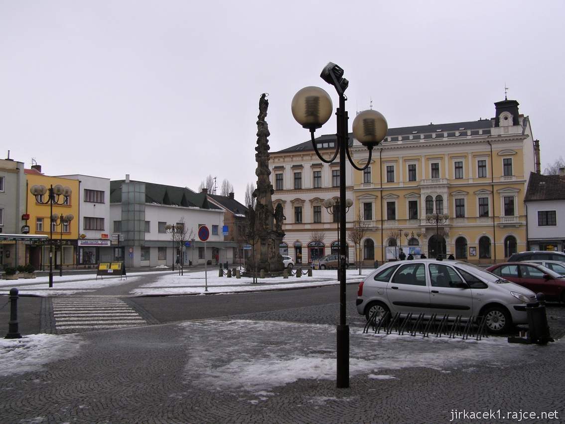 Choceň - Tyršovo náměstí - pohled na střed náměstí