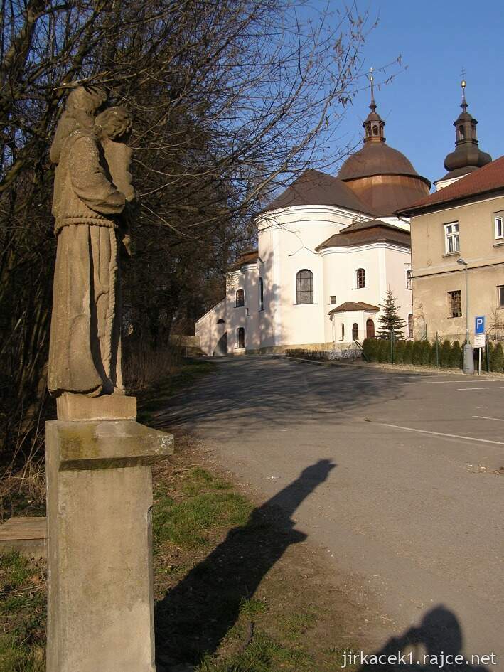 Šenov u Ostravy - kostel Prozřetelnost​i Boží - socha sv. Antonína