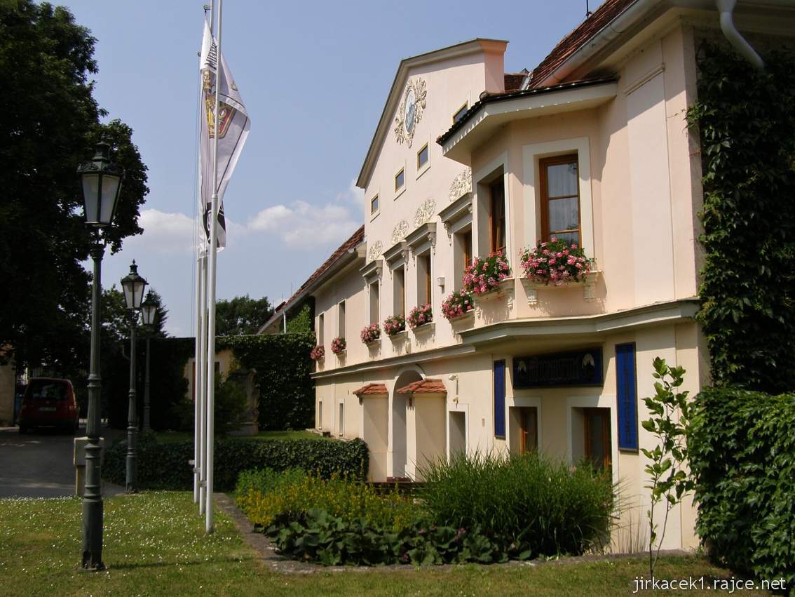 Zbuzany - muzeum PRAGA