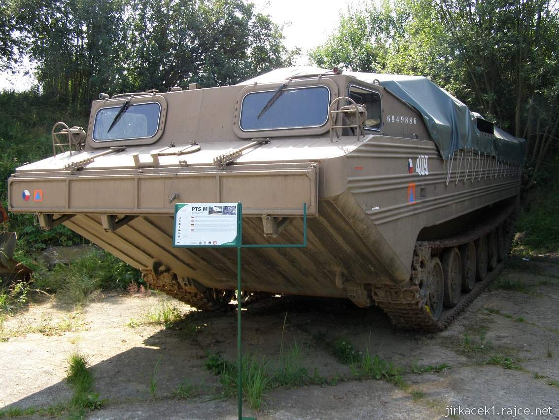 muzeum na demarkační linii Rokycany 18 - obojživelný transportér PTS-M