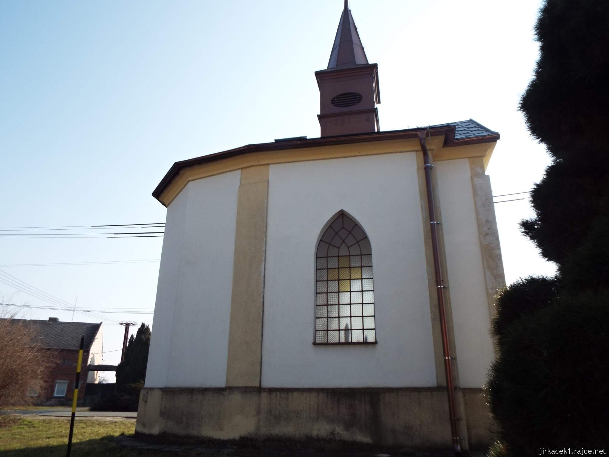 D - Březové - kaple sv. Cyrila a Metoděje 05 - boční pohled