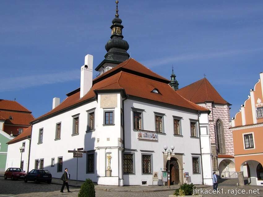 Pelhřimov - město - Šrejnarovský dům - infocentrum a síň Lipských